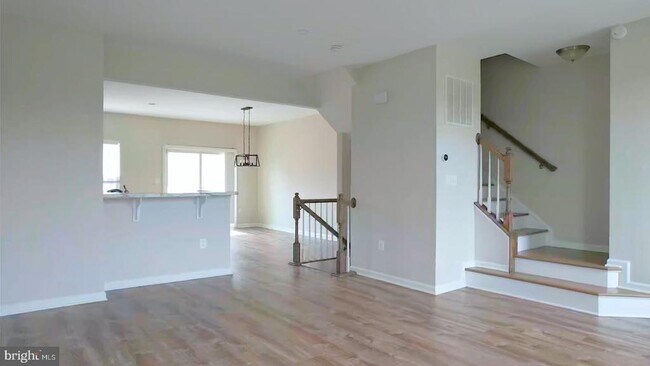 Building Photo - 6528 Lafayette Ave