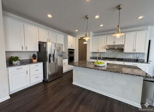 Building Photo - 19050 Denali Cir