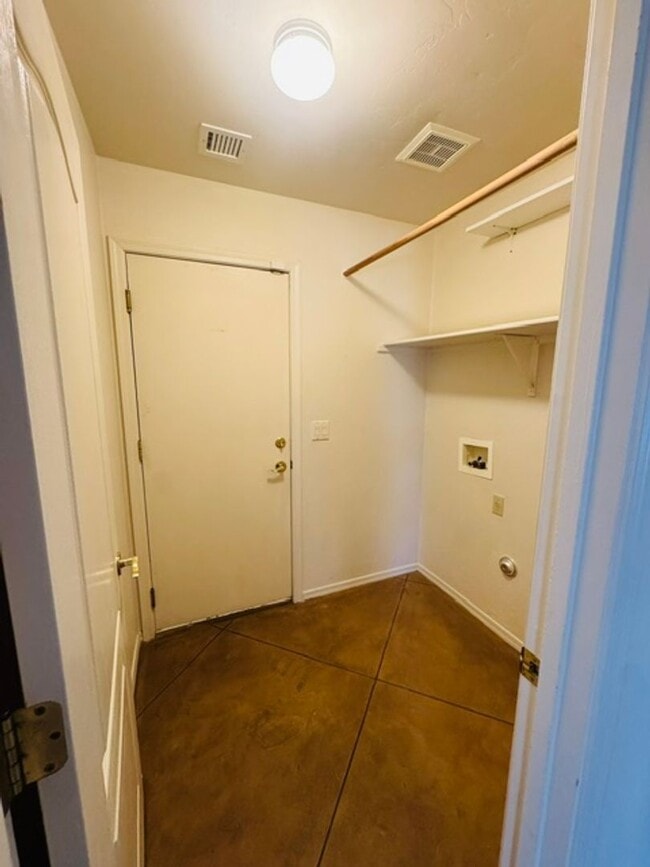 Building Photo - Oro Valley- 4 bedroom/ 2 bathroom home