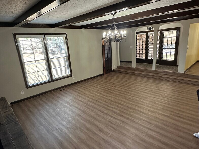 Building Photo - 3262 Hughes Gasque Rd