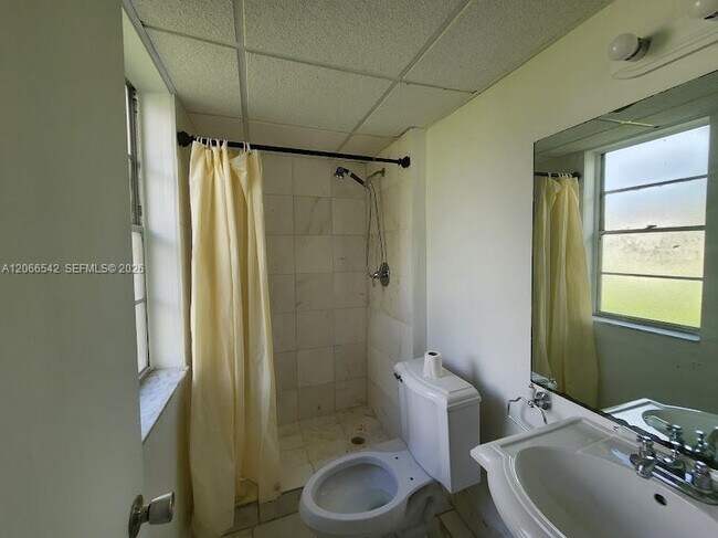 Building Photo - 7071 SW 129th Ave