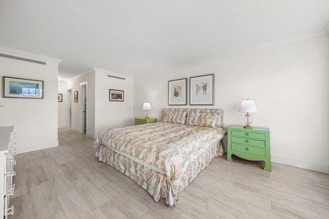 Building Photo - 2170 Ibis Isle Rd