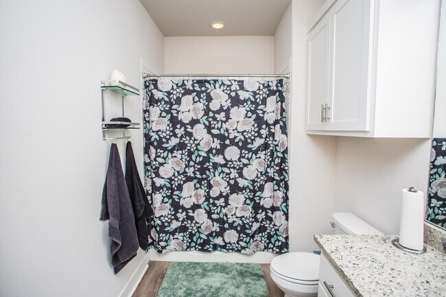 Building Photo - 23 Wilshire Blvd