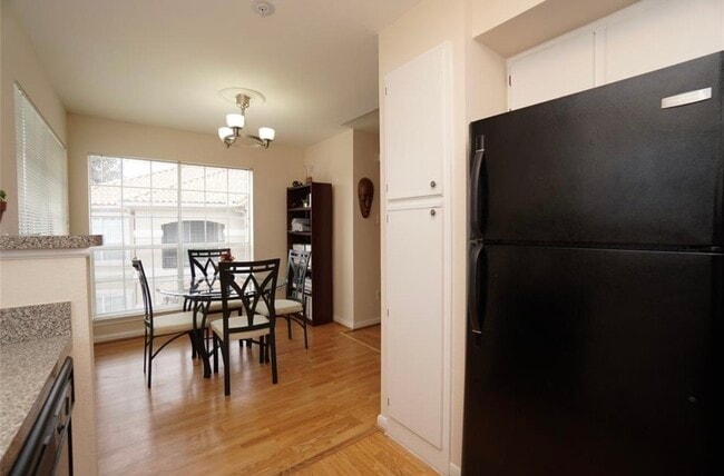 Building Photo - 3231 Allen Pkwy