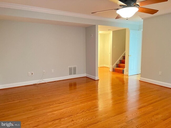 Building Photo - 6830 Pacific Ln