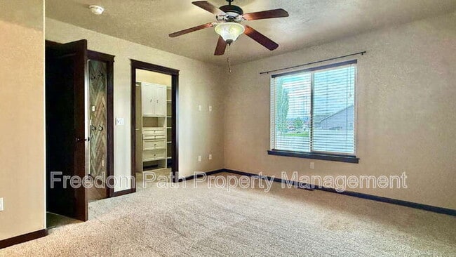 Building Photo - 13043 N Zodiac Loop