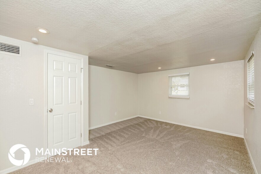 Building Photo - 2421 Harvard Rd