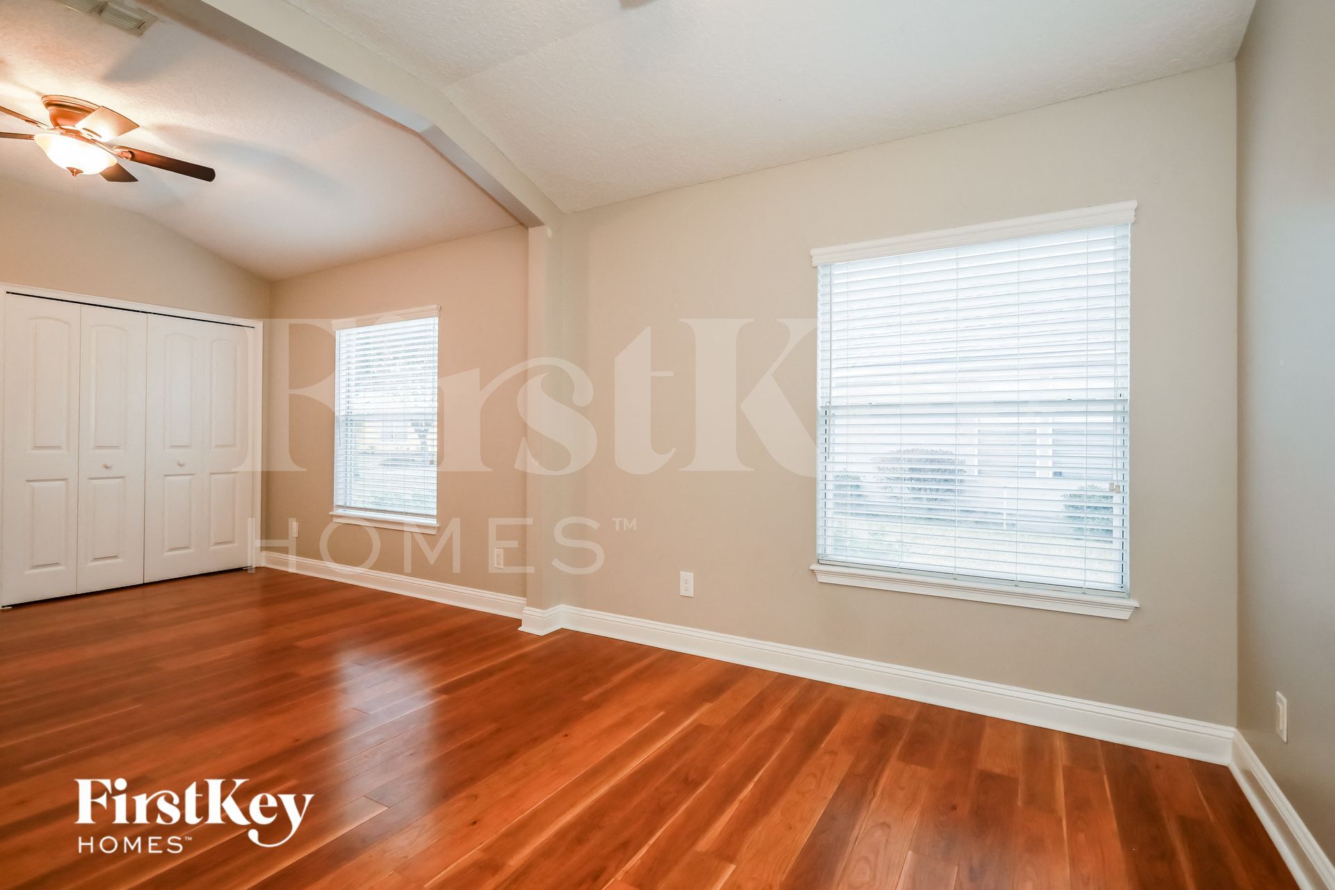 Building Photo - 14728 Falling Waters Dr