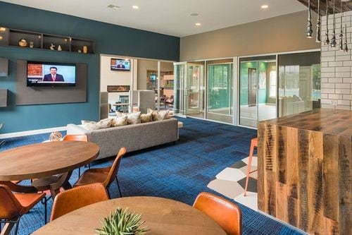 Building Photo - 13425 Ranch Rd 620 N