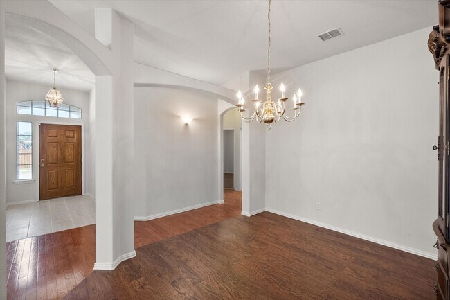 Building Photo - 6705 Terrace Glen Dr