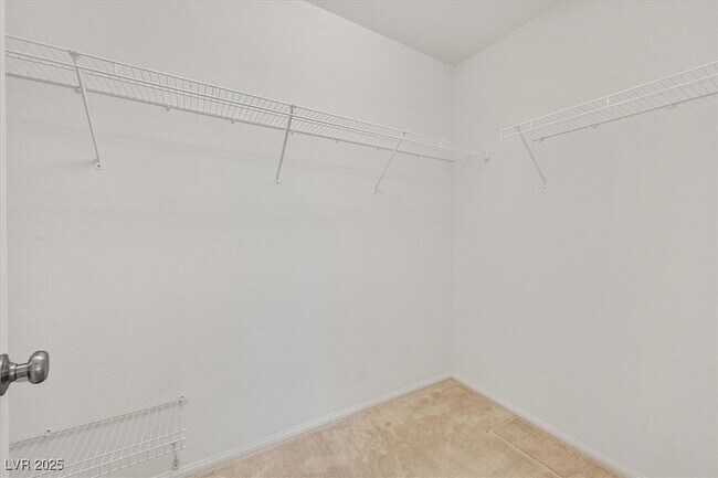 Building Photo - 8755 Spanish Ridge Ave