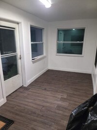 Building Photo - 1829 Ruby St