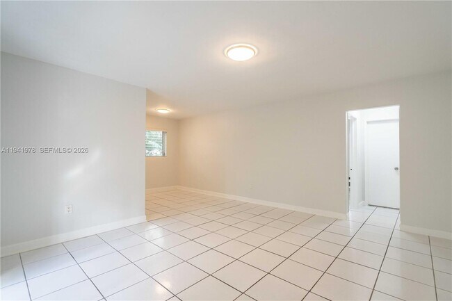 Building Photo - 7931 East Dr