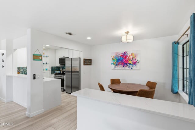 Building Photo - 2053 Majorca Dr