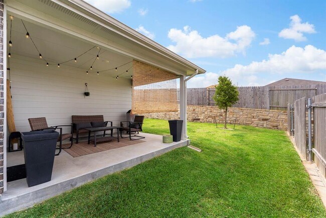 Building Photo - 12113 Black Sage Dr