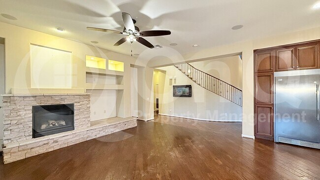 Building Photo - 28978 N 70th Dr