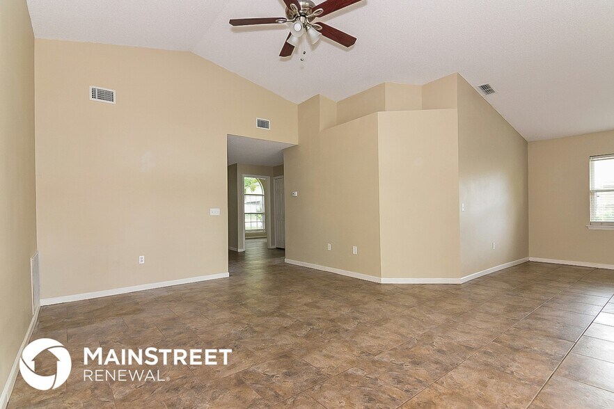 Building Photo - 3806 Creek Way Ct