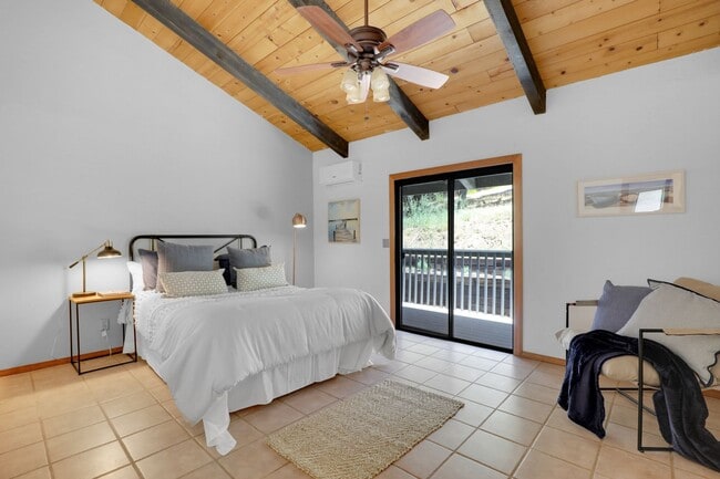 Building Photo - Peaceful Cachagua Retreat | 3BR Home with Vaulted Ceilings, Oaks & Star-Filled Skies