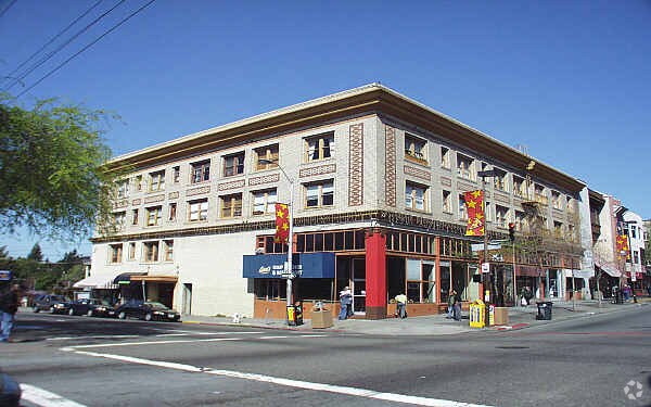 Building Photo - 2482-2500 Telegraph Ave