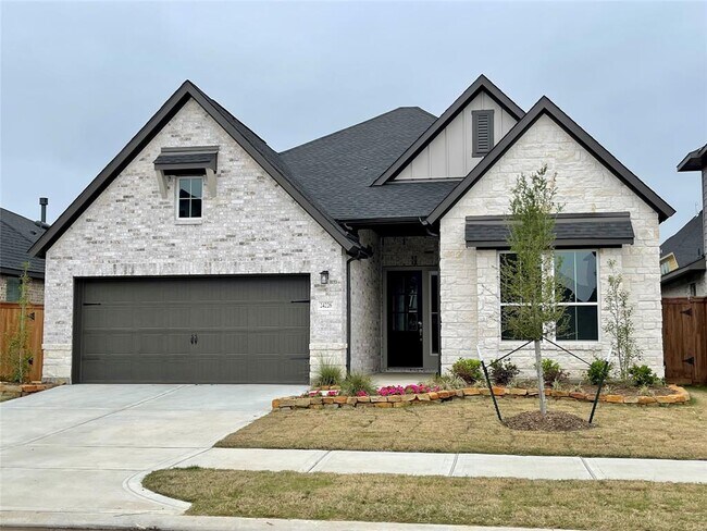 Building Photo - 24226 Maple Summit Ln