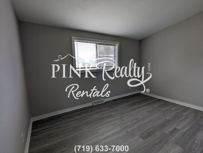 Building Photo - 123 Amherst St