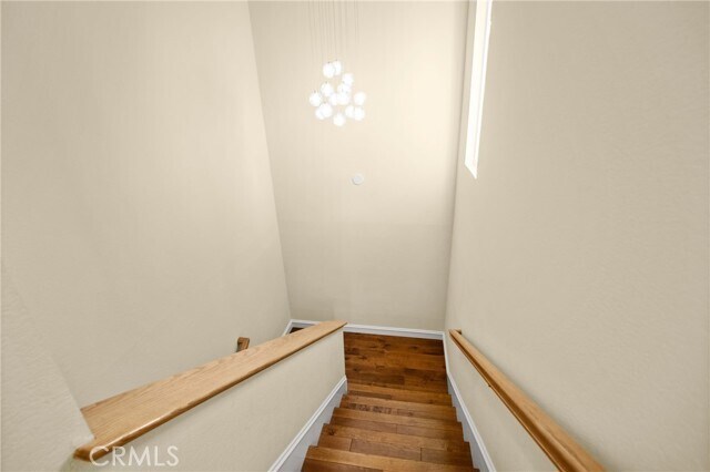 Building Photo - 714 N Juanita Ave
