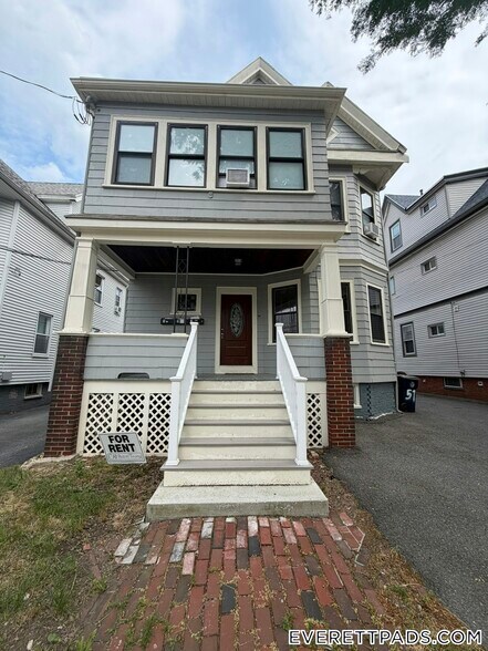 Building Photo - 51 Glendale St