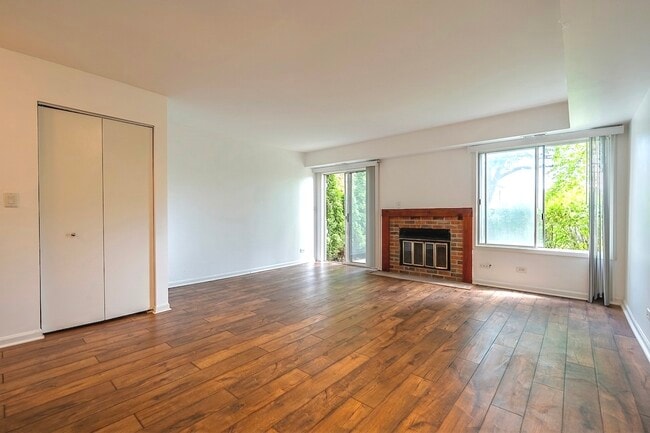 Building Photo - 514 E Windgate Ct