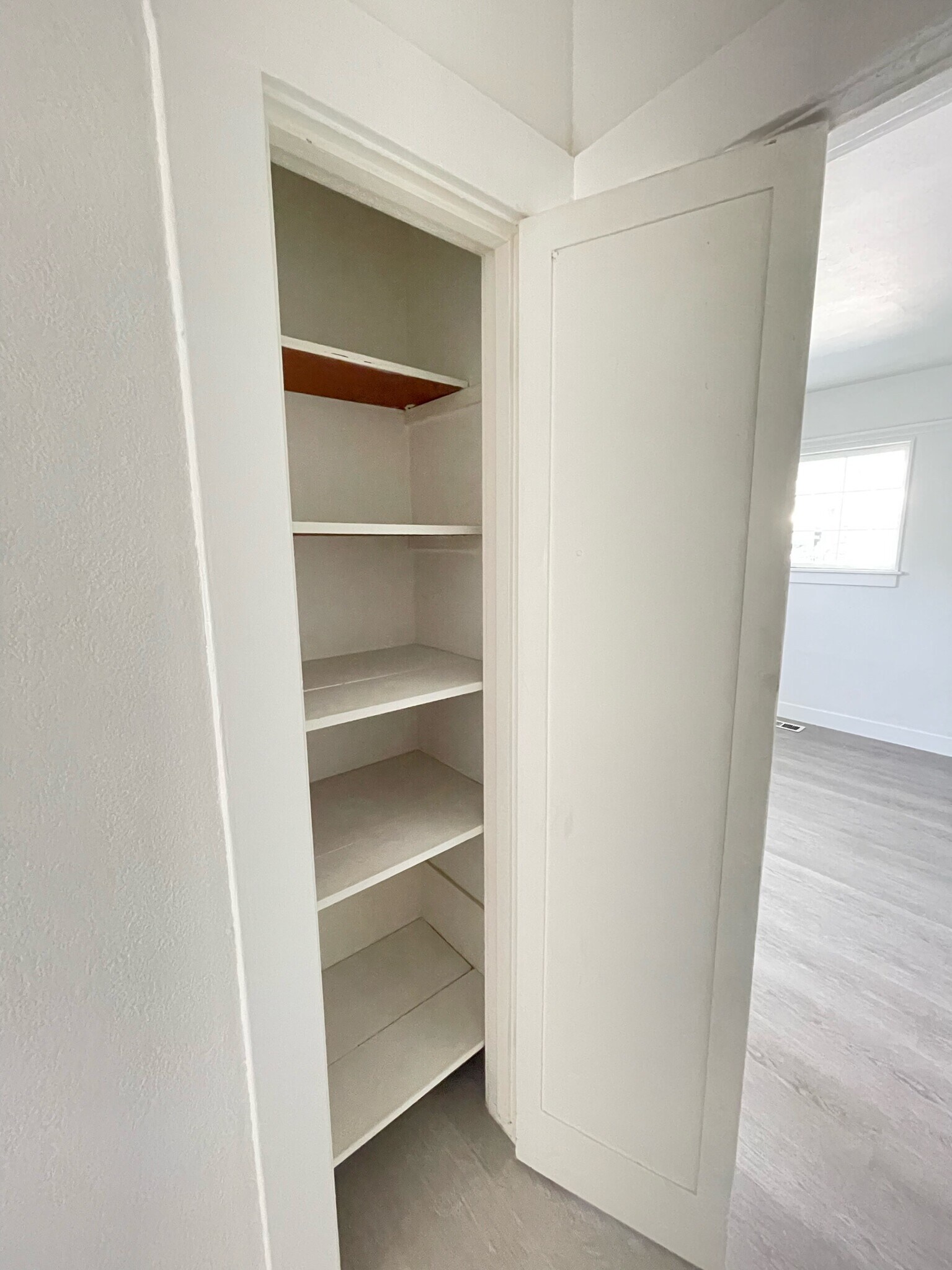 Building Photo - 4107 Redding St