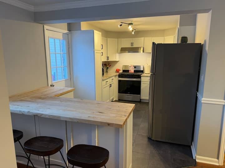 Building Photo - 135 Winthrop Ave