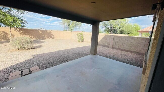 Building Photo - 40304 W Hayden Dr