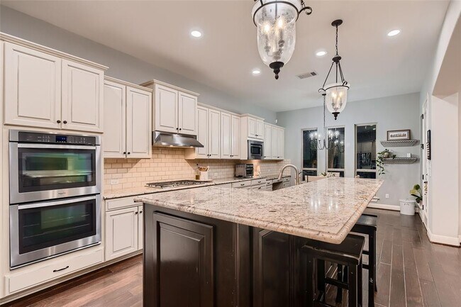 Building Photo - 2516 Arion Cir
