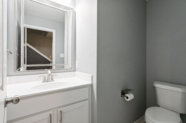 Building Photo - 9908 Bratten Rise