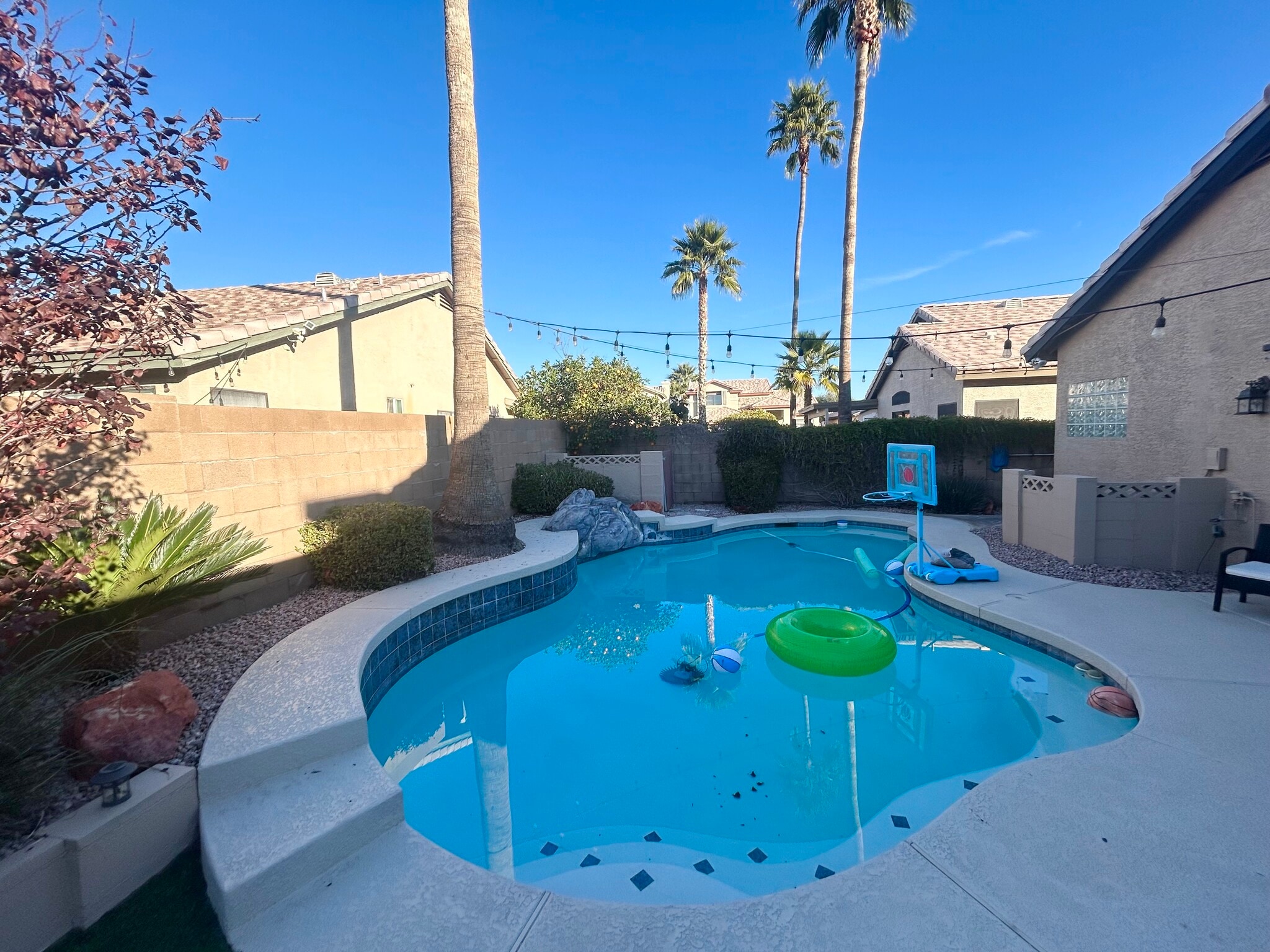 Building Photo - 17040 N 43rd Pl