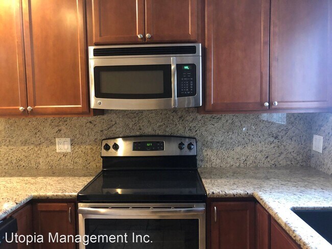 Building Photo - 421 S Mollison Ave