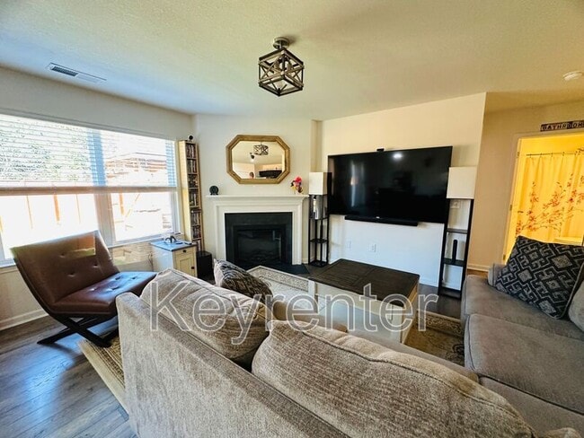 Building Photo - 104 Jesse Baker Ln