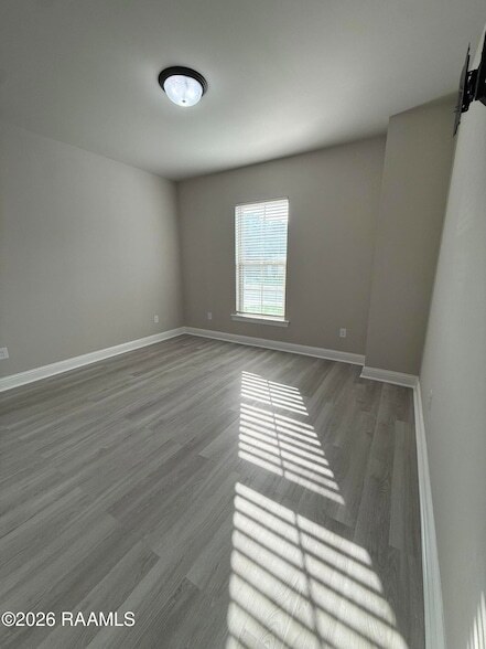 Building Photo - 404 Sparrowhawk St
