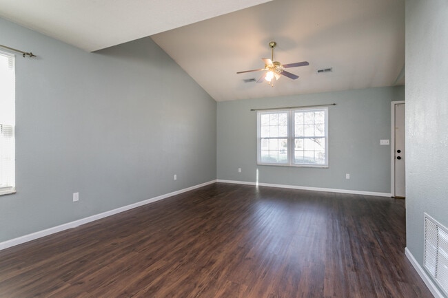 Building Photo - 4604 Nick Ct