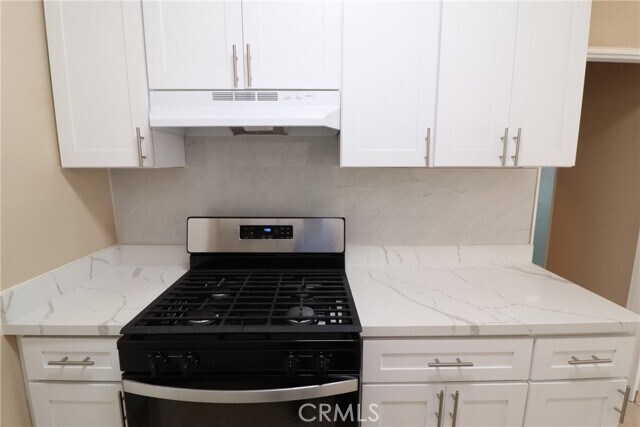 Building Photo - 925 N Lacy St