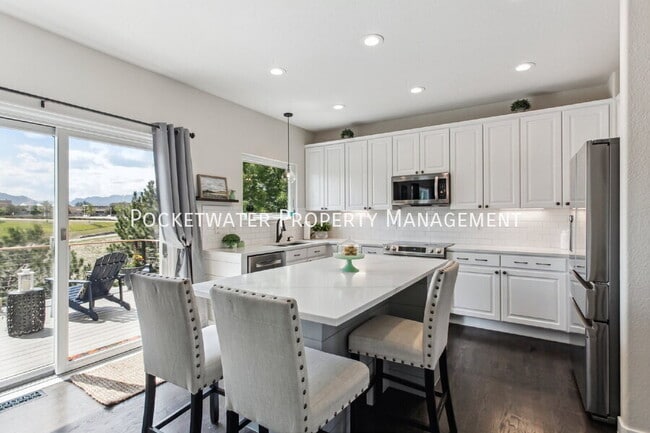 Building Photo - 3435 Castle Peak Ave