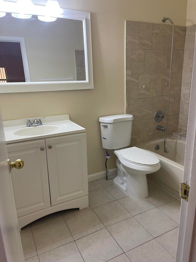 Building Photo - 9060 NW 45th Ct