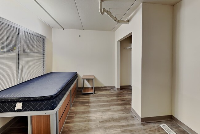 Building Photo - 119 Stanton Ave