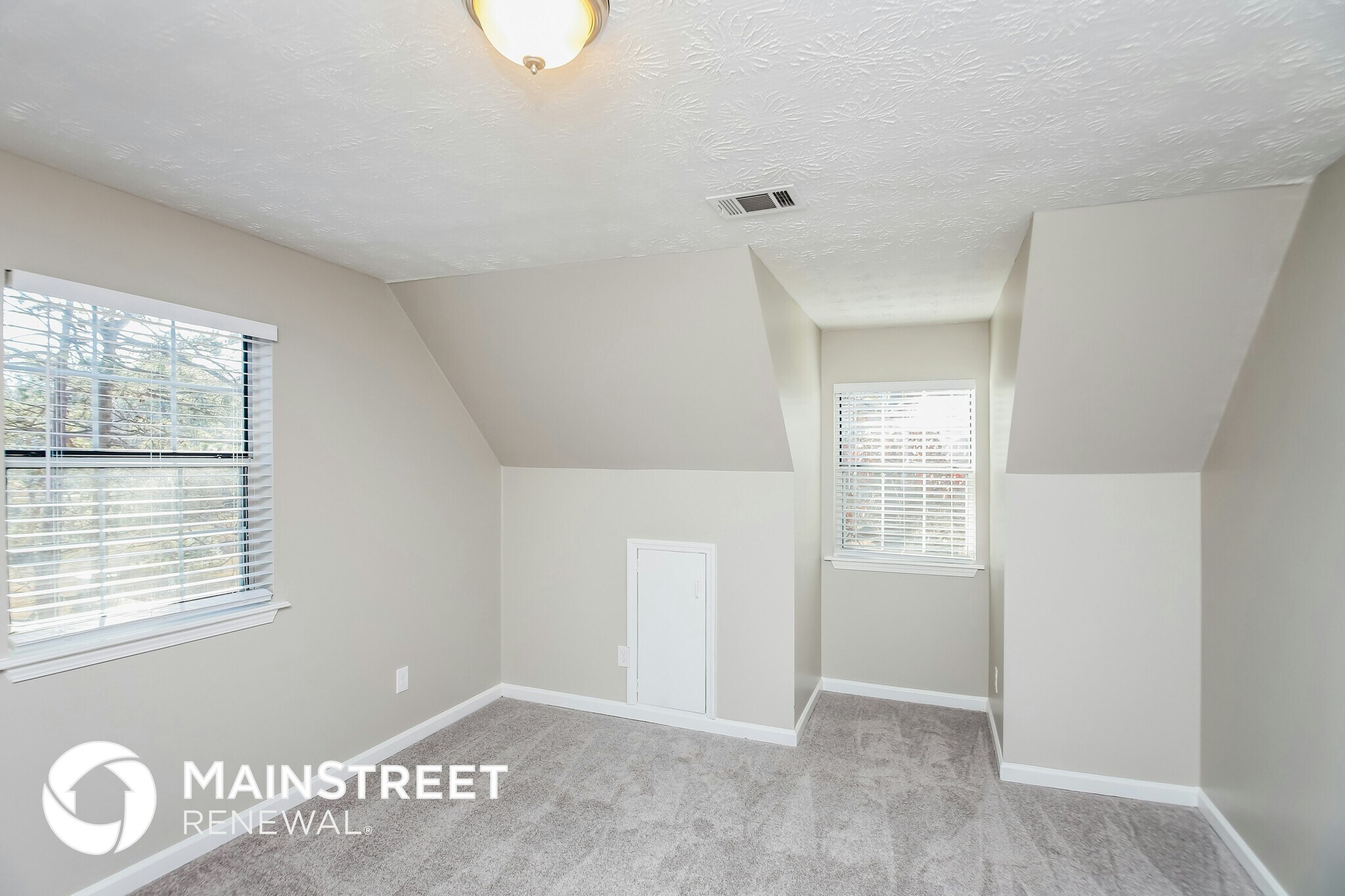 Building Photo - 3900 Saddlecreek Dr