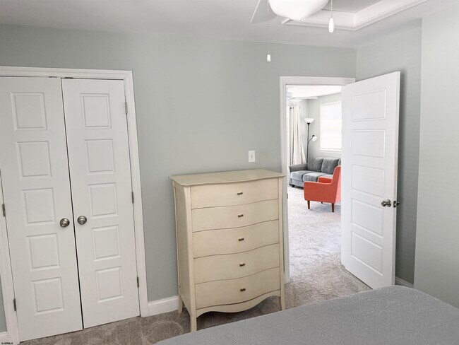 Building Photo - 225 West Ave