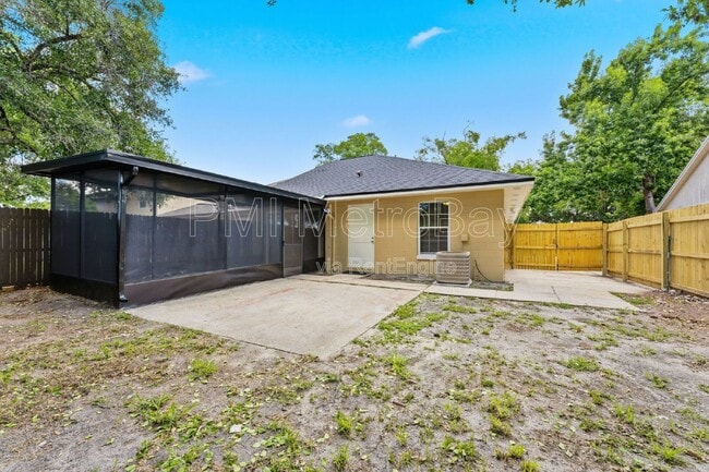 Building Photo - 3306 Laurel Dale Dr