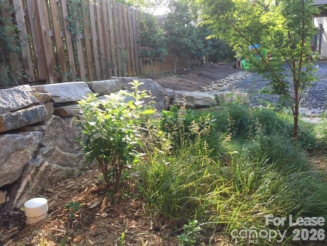 Building Photo - 41 Mildred Ave