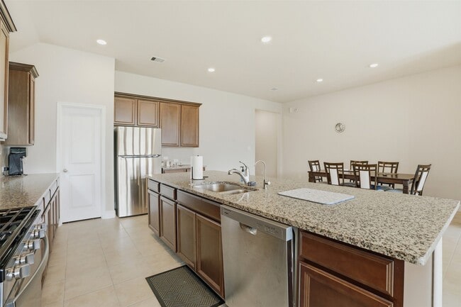 Building Photo - 1722 Anchor Breeze Dr