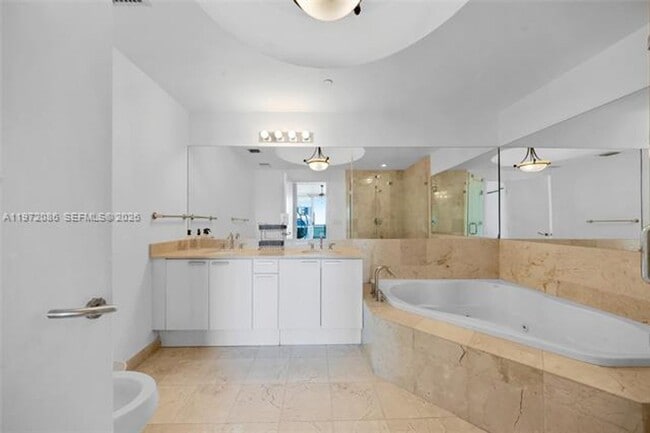 Building Photo - 3131 NE 188th St