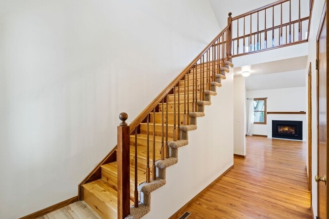 Building Photo - Spacious Home in a Great Location!
