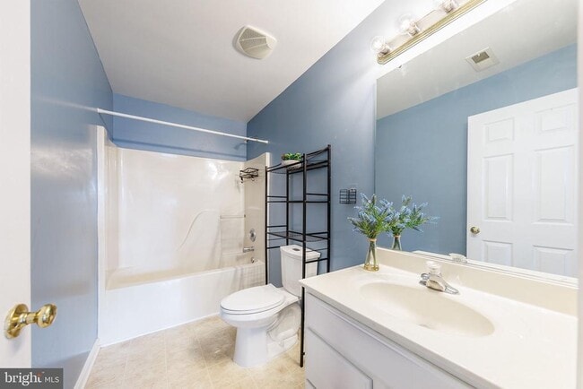 Building Photo - 9402 Pep Rally Ln